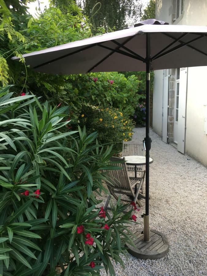 Le Petit Clos De Saint Goustan 欧赖 外观 照片